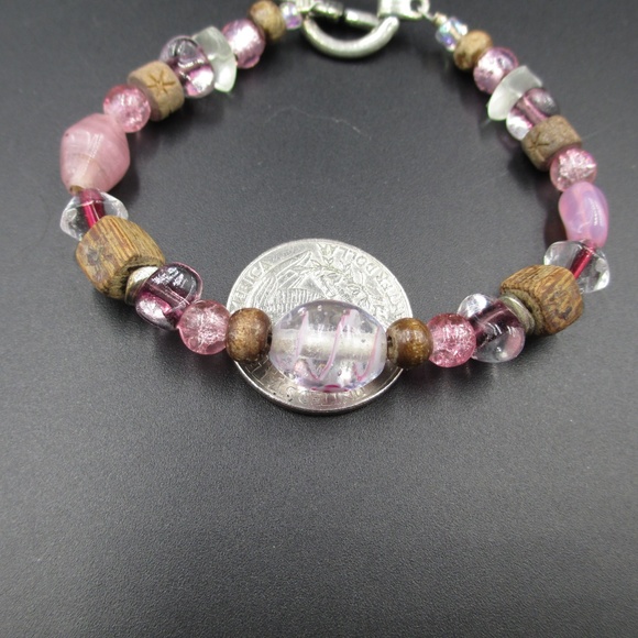 Vintage 8 Inch Elegant Glass Beaded Bracelet - Picture 3 of 4